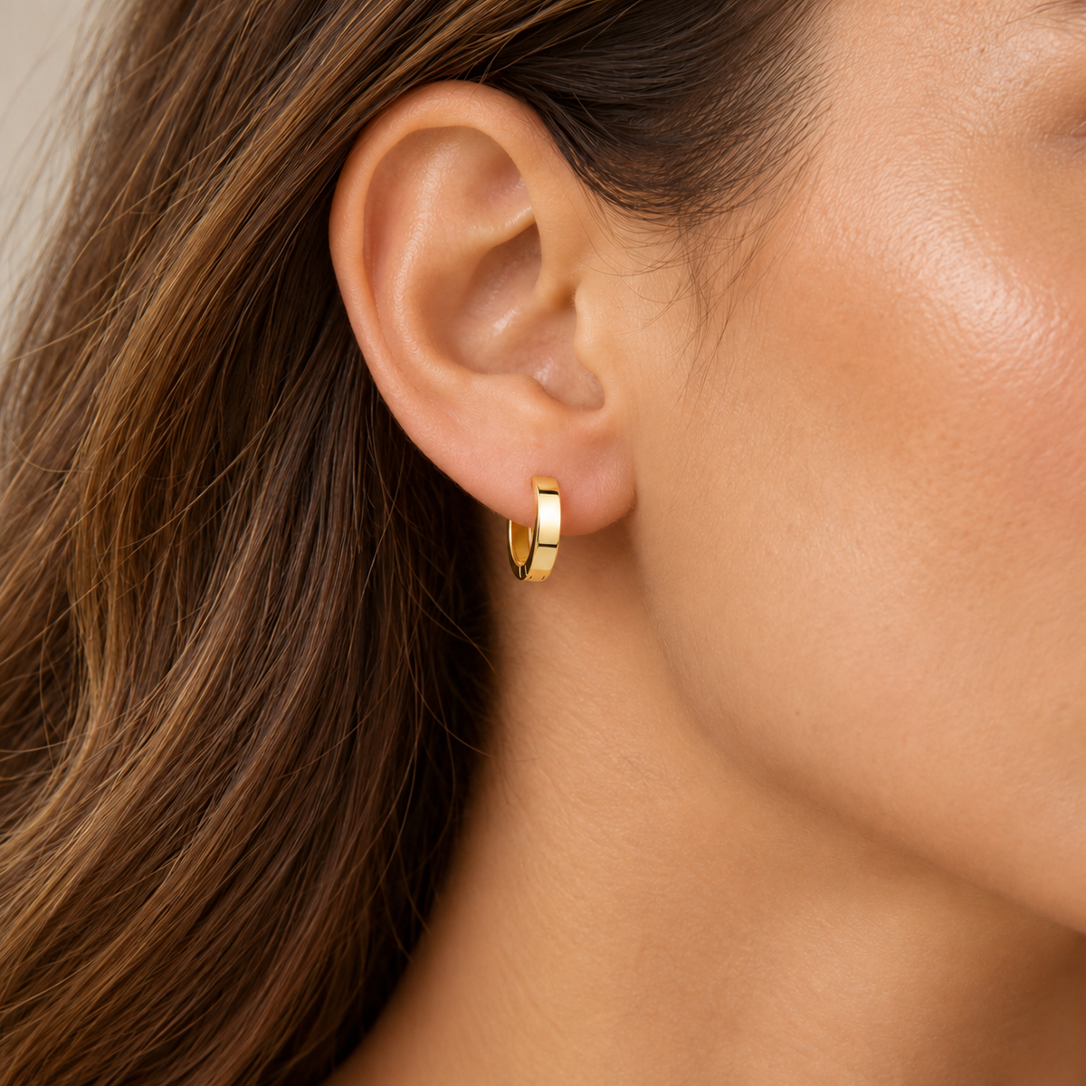 14K yellow gold polished hoop earrings 12 mm LSJ-ER1983 on model